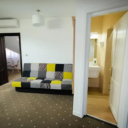 Hotel Paunasul Codrilor